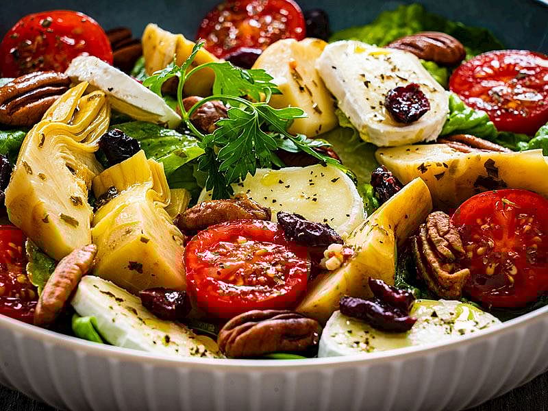 En Güzel Enginar Salatası Nasıl Yapılır?