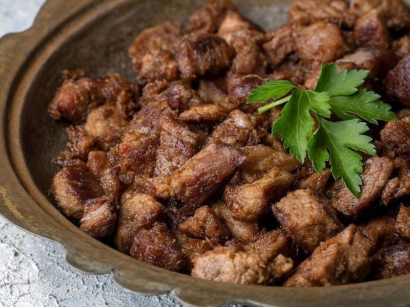 Et Kavurma Yaparken Tencerenin Kapağı Kapatılır Mı?