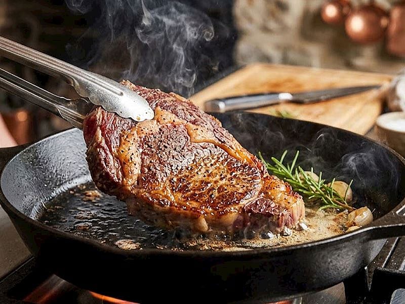 Et Pişirirken Maillard Tepkimesi Nasıl Olur?