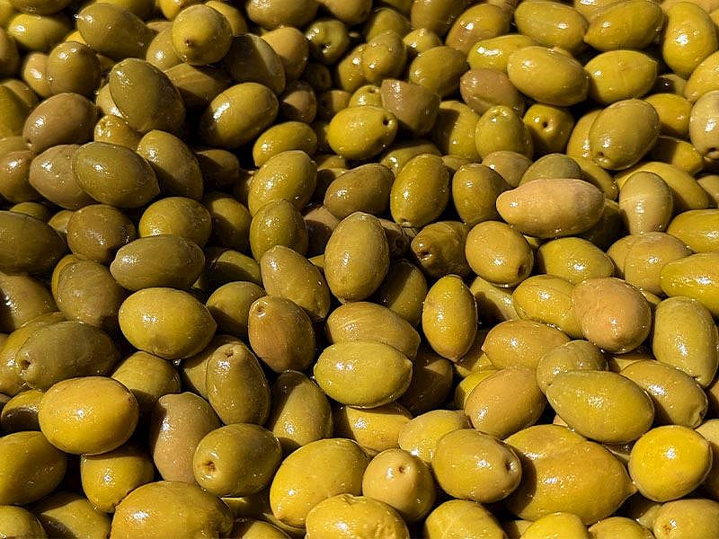 Evde Yapılan Yeşil Zeytin Neden Kararır?