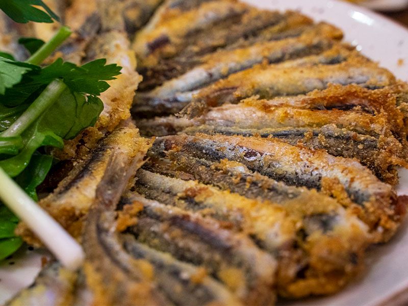 Evden ve Elden Hamsi Kokusunu Çıkartmak İçin 10 Öneri