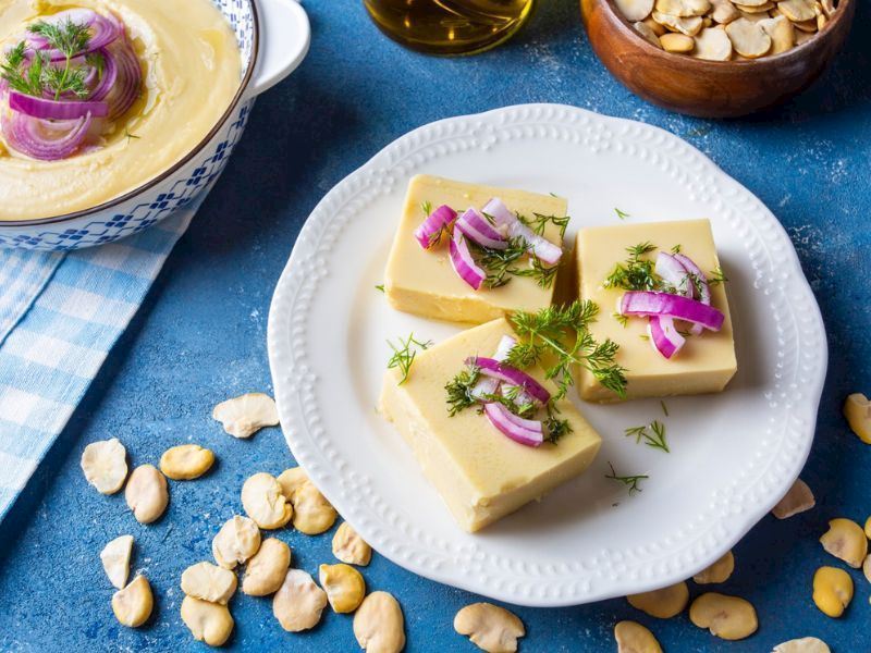 Favaya Sarımsak Konur Mu?