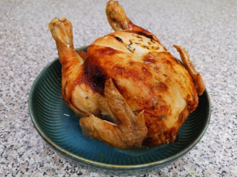 Fırında Bütün Tavuk Nasıl Pişirilir: Bütün Tavuk Nasıl Doldurulur?
