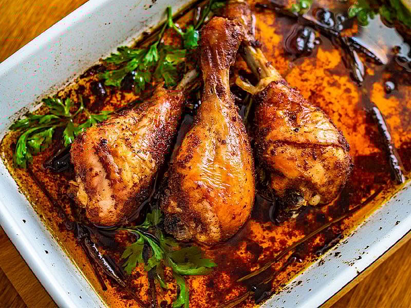 Fırında Tavuk Yaparken Kurumaması İçin Ne Yapılır?