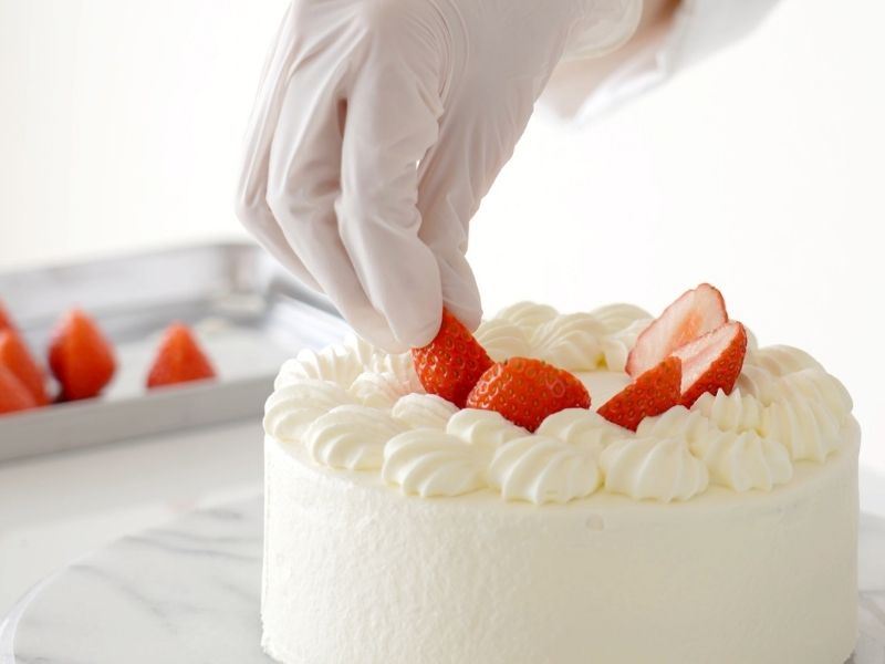 Gelin Pastasına Krem Şanti Yerine Krema Konur Mu?