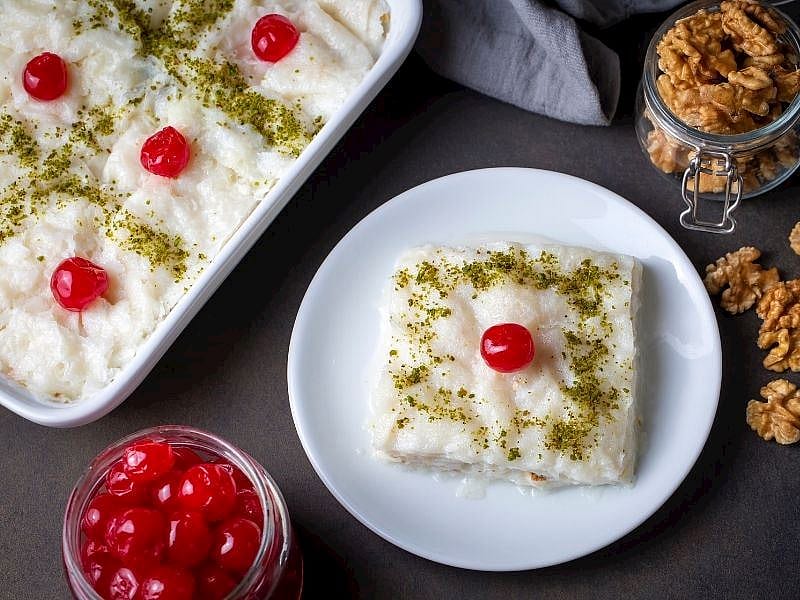 Güllaca Sonradan Süt Eklenir Mi?