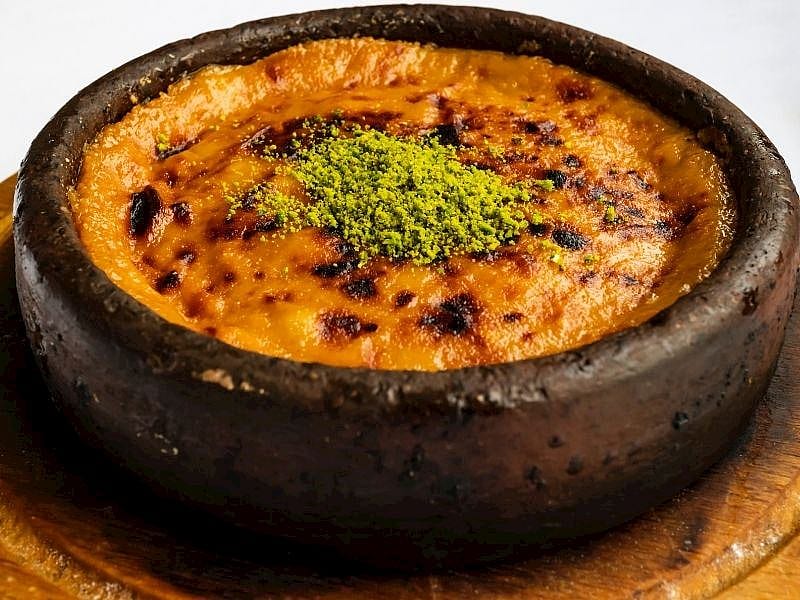 Güveçte Köpük Köpük Kabaran Fırında Helva Yapımının 4 Püf Noktası
