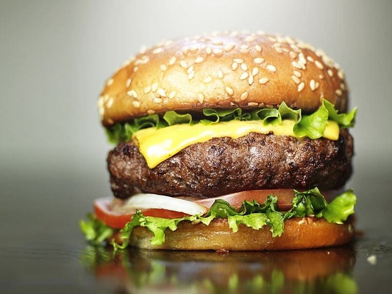 Hamburger Köftesi Pişirirken Bu Hatayı Yapmayın