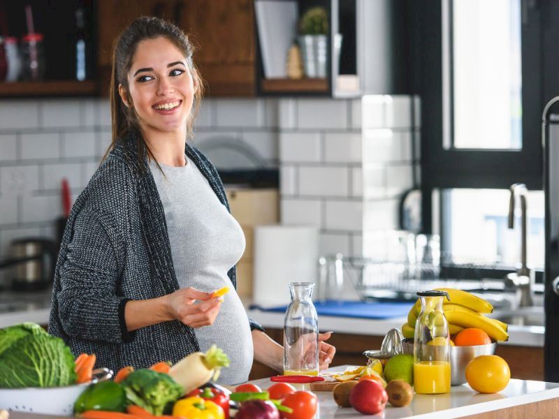 Hamilelikte Anneden Çok Bebeğe Kilo Aldıran Besinler