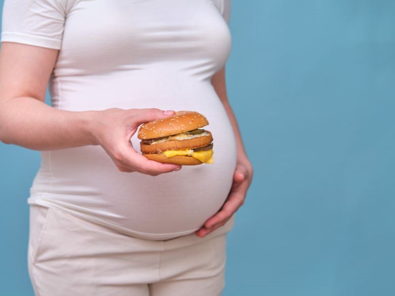 Hamilelikte Fast Food Tüketmek Zararlı Mı?