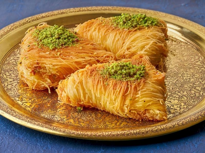 Hangi Türk Tatlısı Kadayıfla Yapılır?