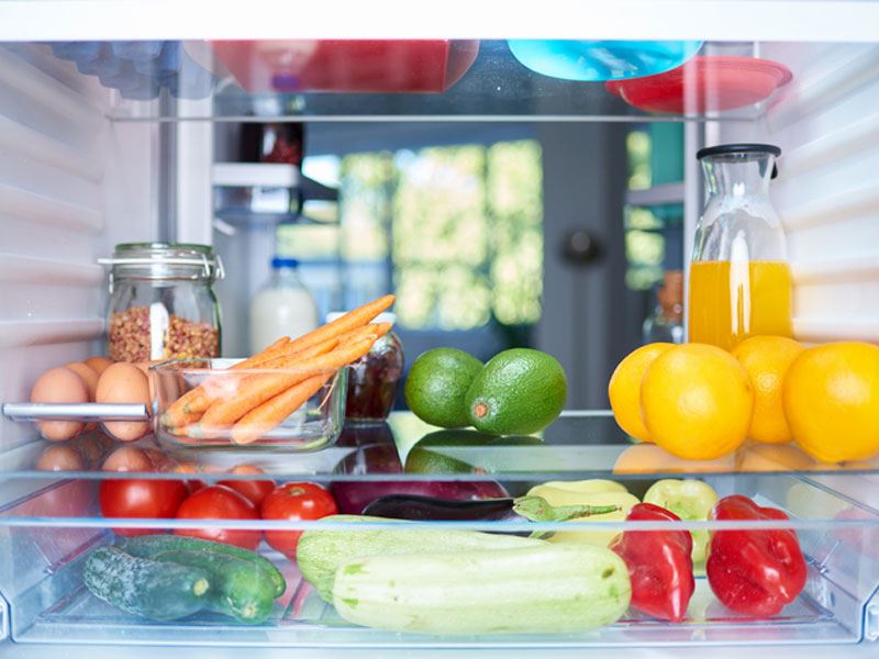 İdeal Olarak Buzdolabınızın Üst Rafında Ne Tür Yiyecekler Saklamalısınız?