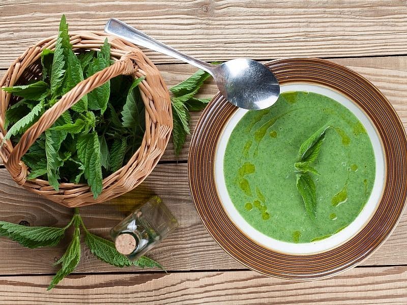 Isırgan Otu Çorbasına Hangi Baharatlar Konur? 