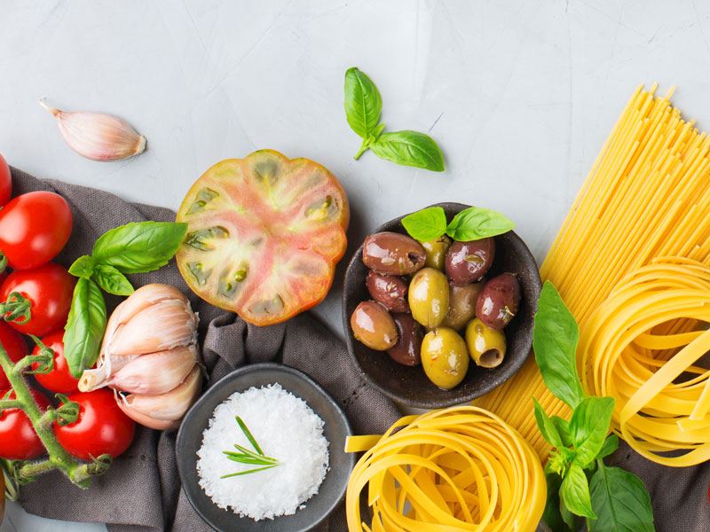 İtalyan Yemekleri İçin 13 Temel Malzeme