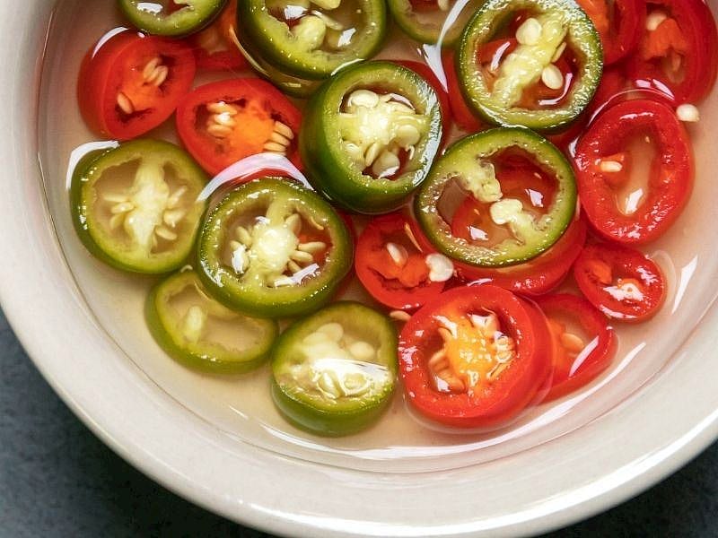 Jalapeno Biber Turşusuna Ne Konur?