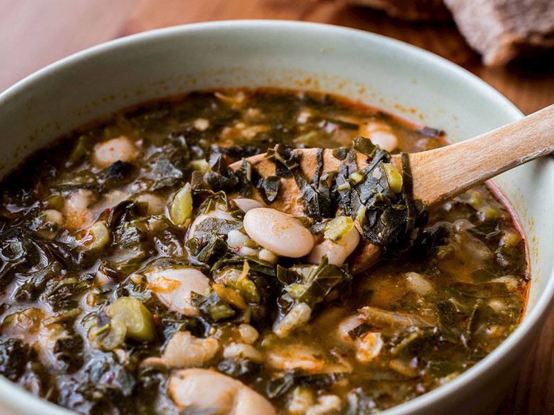 Karalahana Çorbası Yanına Ne Gider?