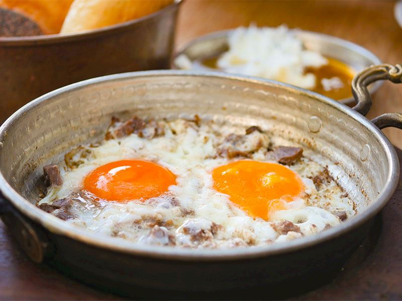 Kavurmalı Yumurtaya Yağ Konur Mu?
