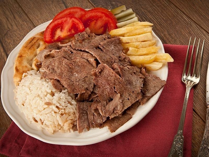 Kıyma Dönere Yoğurt Konur Mu?