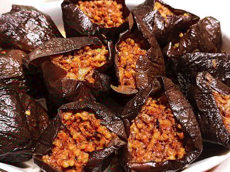 Kuru Dolma Suda Kaç Dakika Haşlanır?