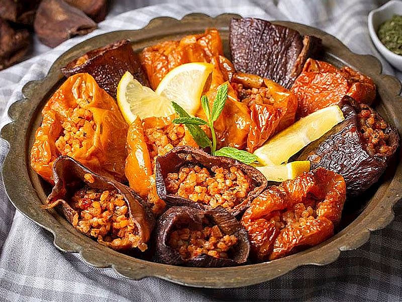 Kuru Dolmanın İçi Çiğ Mi Pişmiş Mi Olur?