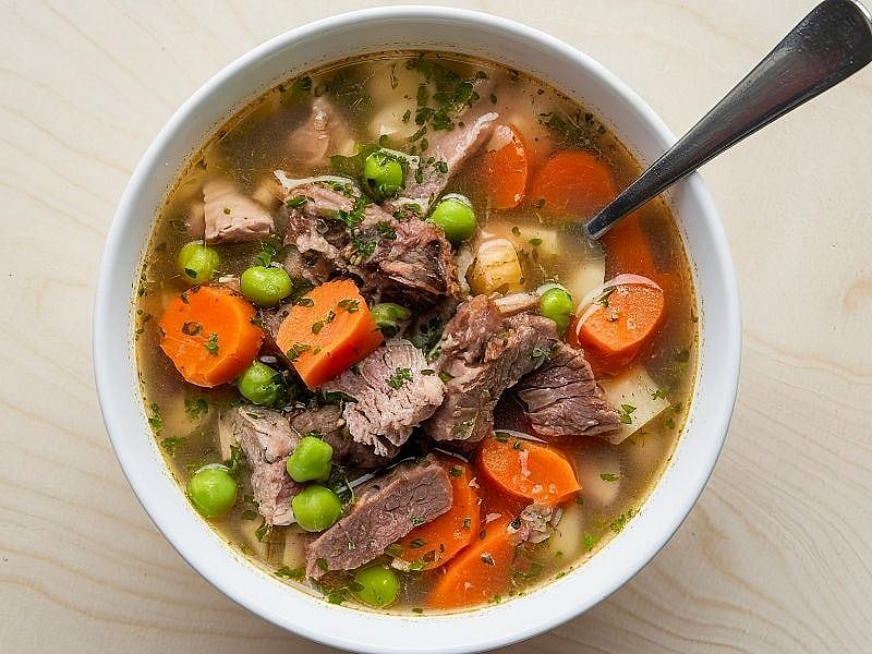 Kuzu Eti Haşlarken Kokusu Nasıl Giderilir?