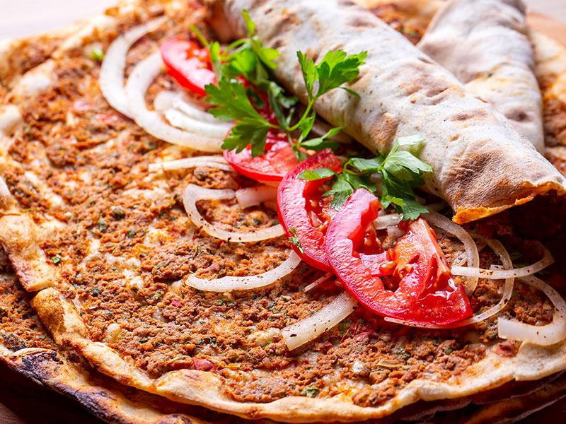 Lahmacun İçin 1 Kilo Kıymaya Ne Kadar Soğan Gerekir?