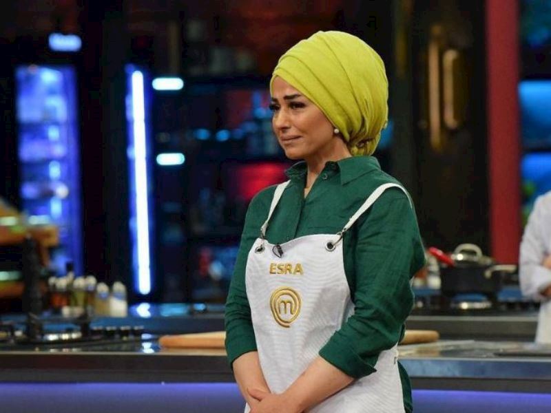 Esra Tokelli Kimdir, Kaç Yaşında? MasterChef Esra Tokelli'nin Mesleği Ne?