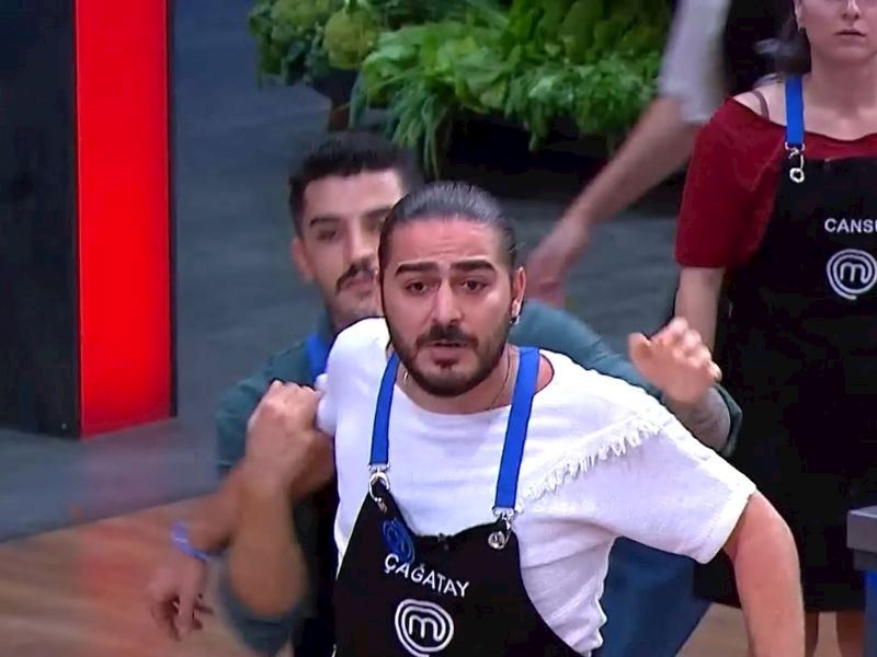 Masterchef Türkiye'de Mehmet Şef ve Çağatay Arasında Gerginlik Yaşandı!