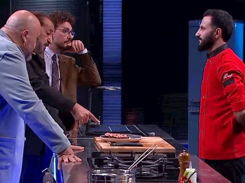  MasterChef’te Jüriyi Korkutan Tabak: Somer, Mehmet Ve Danilo Şef Kritik Hatayı Kabul Etmedi