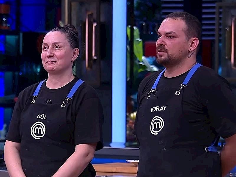 MasterChef’te Kim Elendi? 23 Ağustos Eleme Gecesinde Gül mü, Koray mı Yarışmaya Veda Etti? 