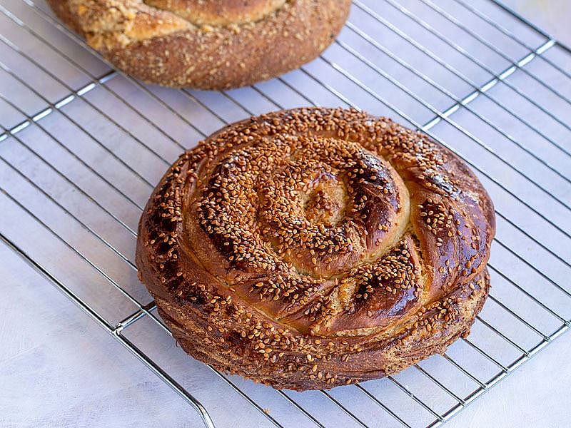 Mayalı Çörek Fırında Kaç Derecede Pişer?