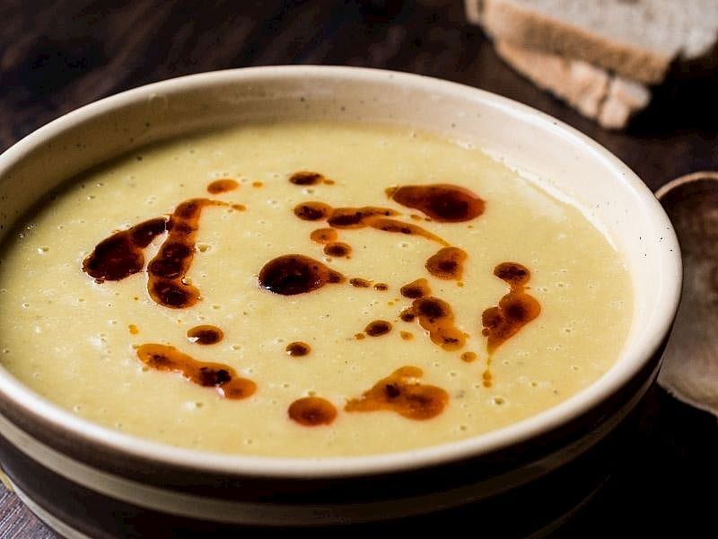 Mercimek Çorbasına Salça Konur Mu?