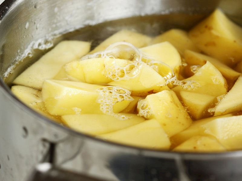 Patates Haşlamak İçin En İyi 9 İpucu