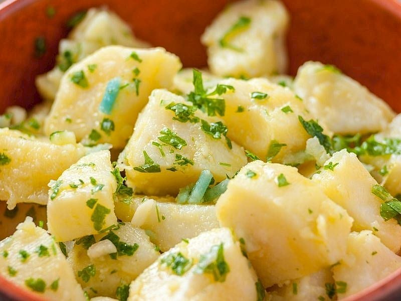 Patates Salatasında Tatsızlığı Bitiren Aromatik Püf Noktası
