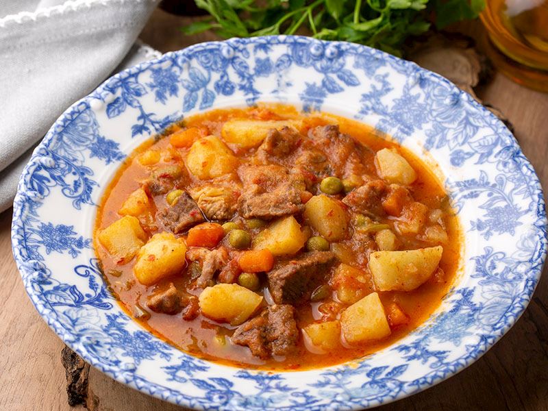 Patates Yemeği İçine Ne Konur?