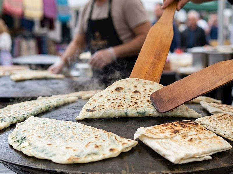 Patatesli Gözlemenin İçine Ne Konur?