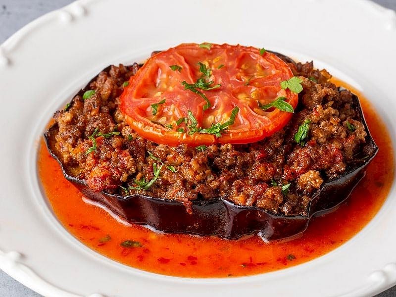 Patlıcan Oturtma Yemeğine Hangi Baharatlar Yakışır?