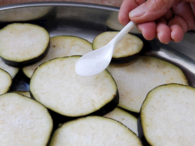 Patlıcanın Acısı Nasıl Alınır?