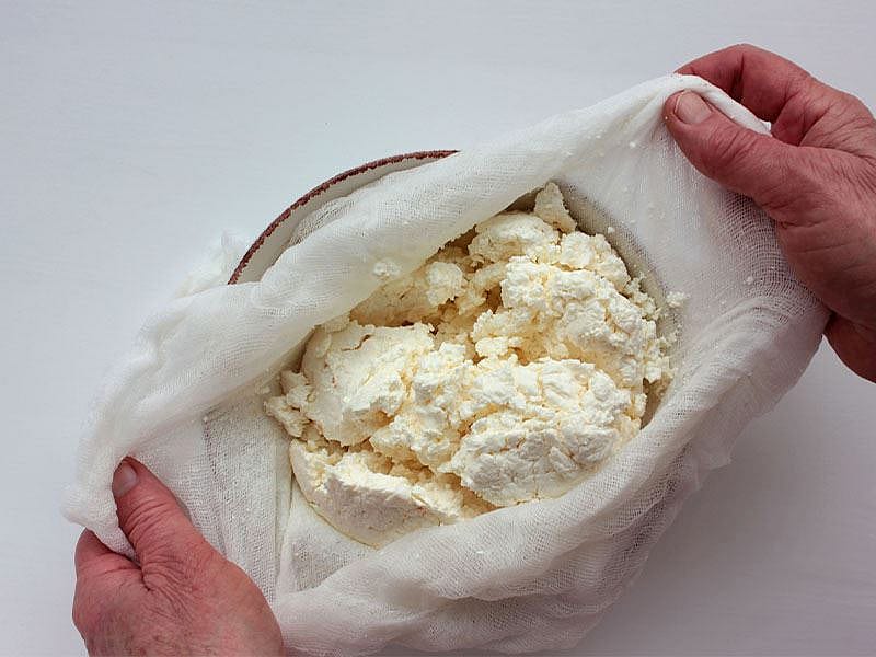 Peynir Mayalarken Tutmazsa Ne Yapılır?