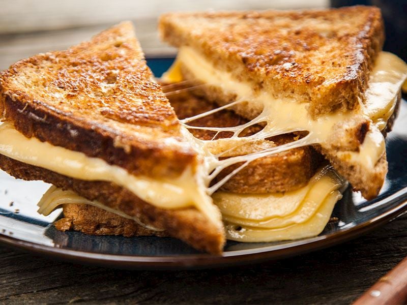 Peynirli Tost Yaparken Bilmeniz Gereken 4 İpucu