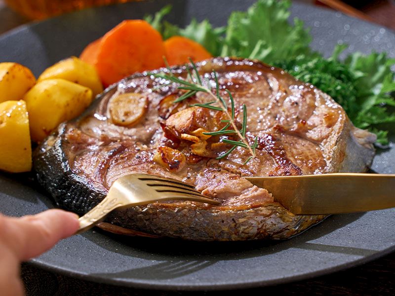 Pişmiş Balık Hangi Tahtada Kesilir?