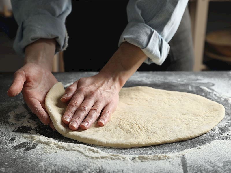 Pizza Hamuru Sert Mi Yumuşak Mı Olmalıdır?