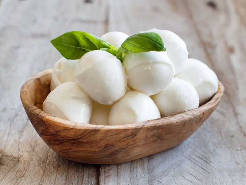 Pizzaya Hangi Peynirler Koyulur?