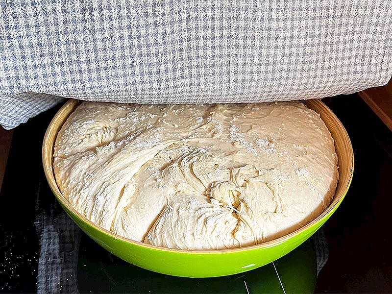 Poğaça Hamuru Kaç Saatte Mayalanır?