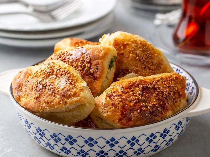 Poğaça Soğuyunca Sertleşiyorsa Ne Yapmalı?