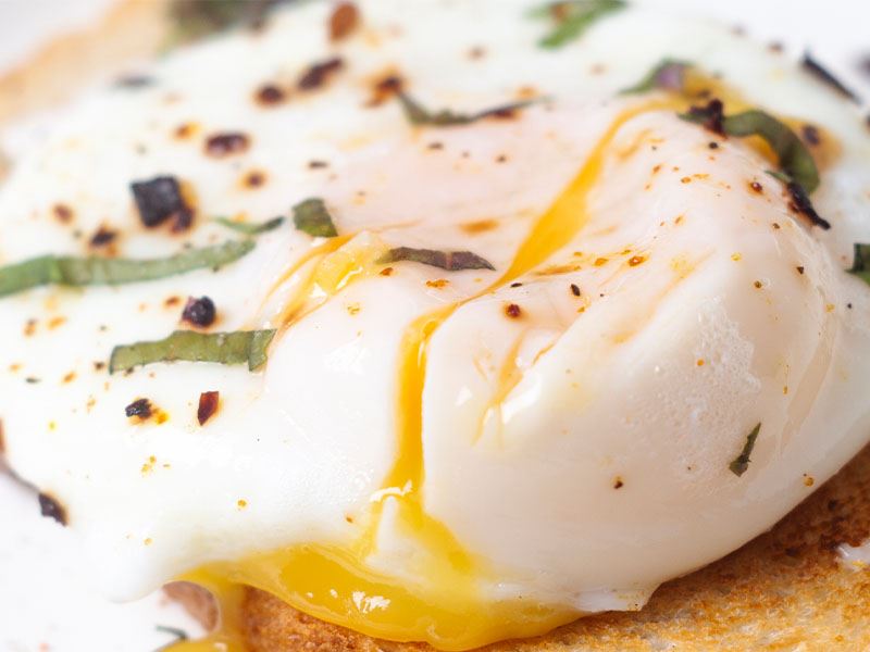 Poşe Yumurta Pişirmenin 4 Tüyosu