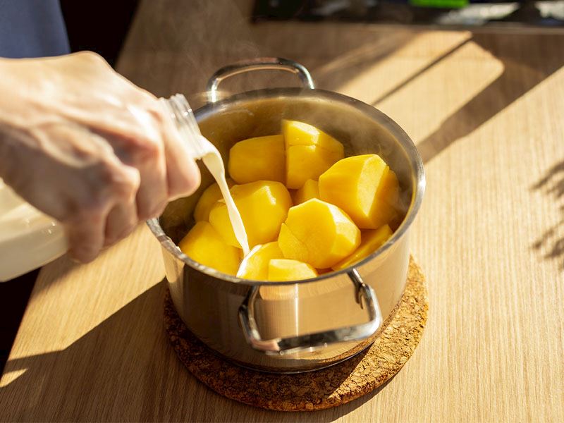 Püre Yaparken Patatesin Sert Olmaması İçin Ne Yapmalı?