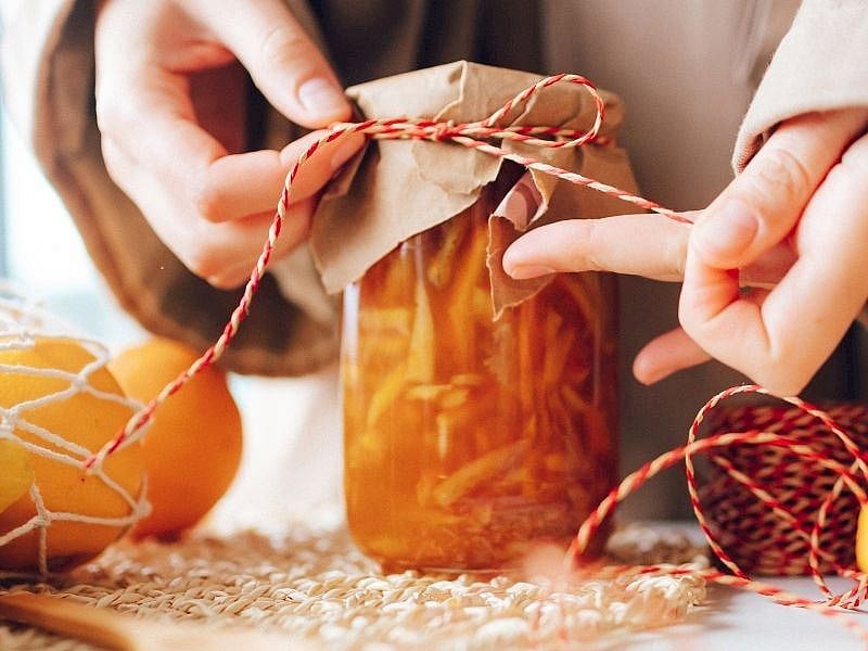 Reçel Kavanozlarına Kumaş Örtmenin Sırrı Meğer Buymuş