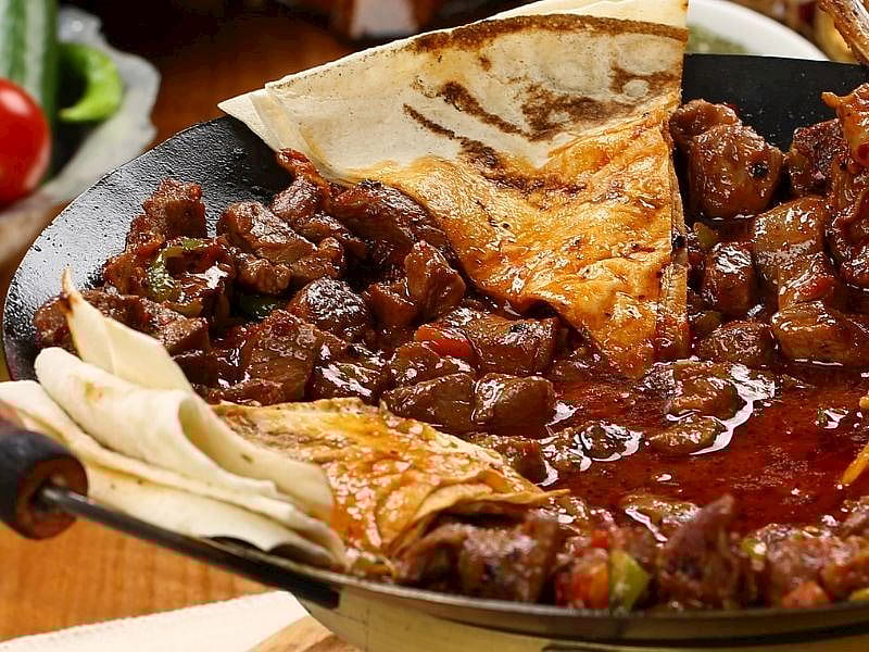 Saç Kavurmaya Su Konur Mu?