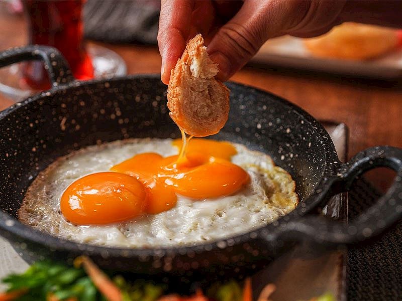 Sahurda Uzun Süre Tok Tutan 10 Şipşak Yumurtalı Tarif